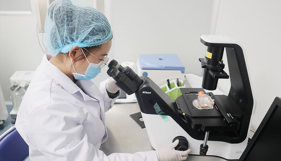ab012